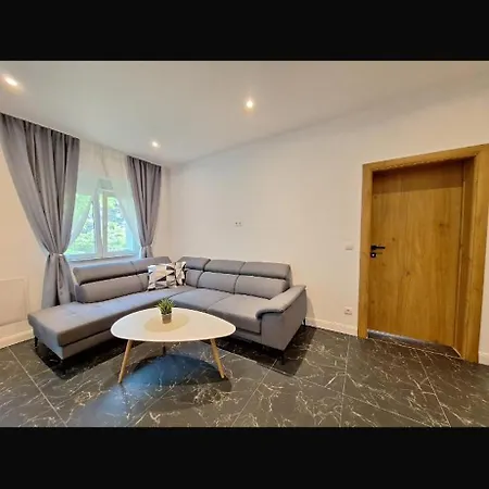 Apartment In Pukersdorf Bei Wien 5 *