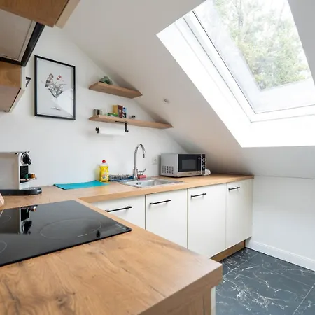 Apartamento Near Vienna - 60m2 - 6 Guests - Self Check-in - Parking Purkersdorf