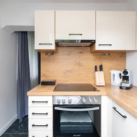 Apartamento Near Vienna - 60m2 - 6 Guests - Self Check-in - Parking Purkersdorf