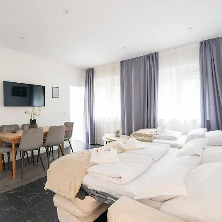 Apartamento Near Vienna - 60m2 - 6 Guests - Self Check-in - Parking