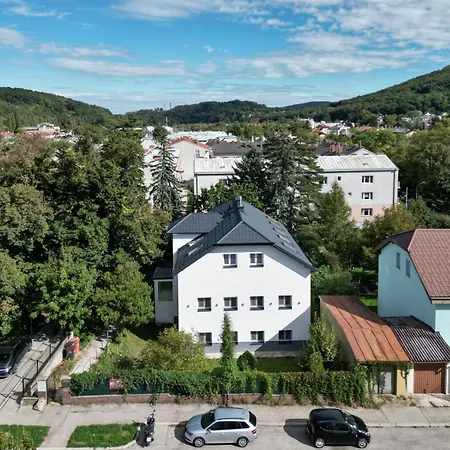 Apartamento Near Vienna - 60m2 - 6 Guests - Self Check-in - Parking