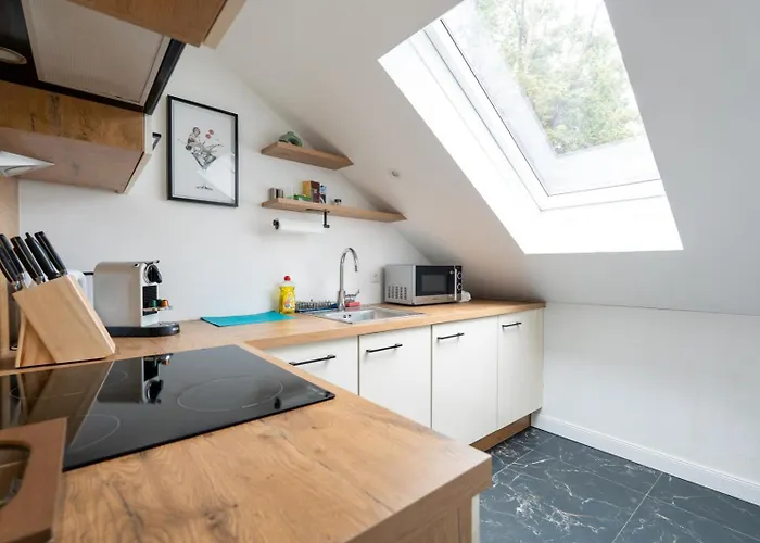 Apartment Near Vienna - 60m2 - 6 Guests - Self Check-in - Parking Purkersdorf