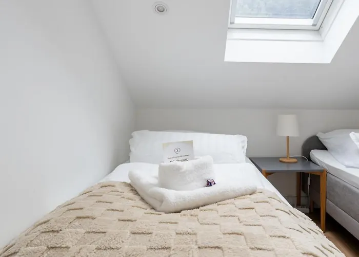 Near Vienna - 60m2 - 6 Guests - Self Check-in - Parking *