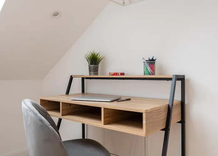 Apartment Near Vienna - 60m2 - 6 Guests - Self Check-in - Parking